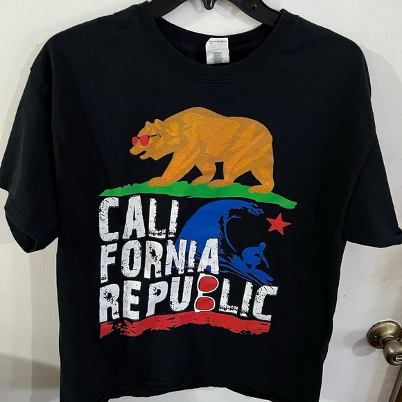 California Republic T Shirt size L - Picture 1 of 3